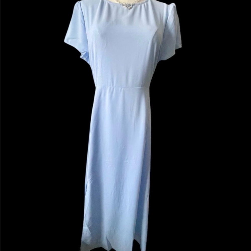 ✨ Easel Open‑Back Midi Dress – Style ED21910 – Lilac Blue – Size L NWT